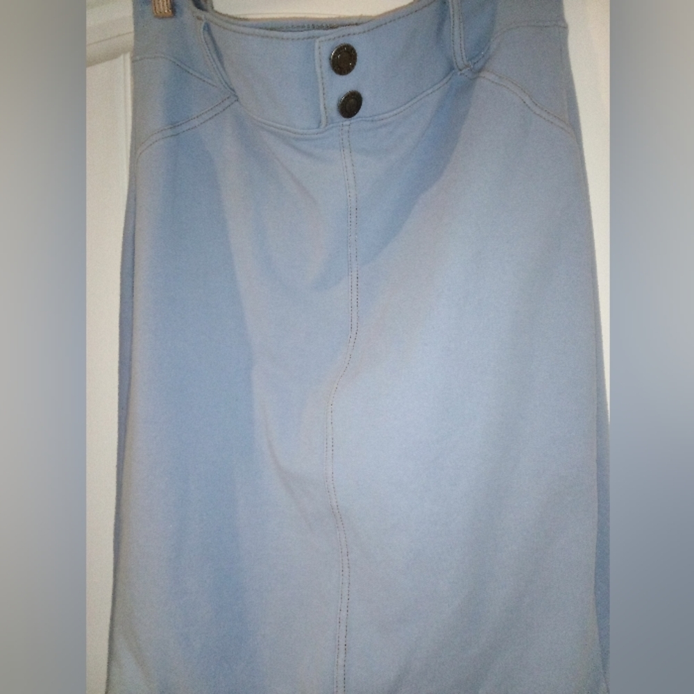 Stretchy blue jean skirt.